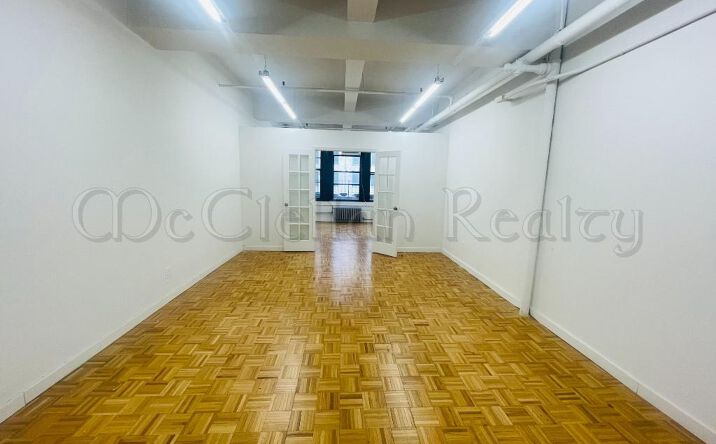 Pictures of Office property located at West. 38th Street, New York, NY 10018 for lease - image #1