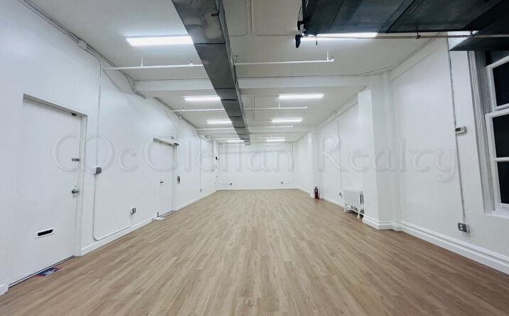 Pictures of Retail property located at West 32nd Street, New York, NY 10001 for lease - image #1