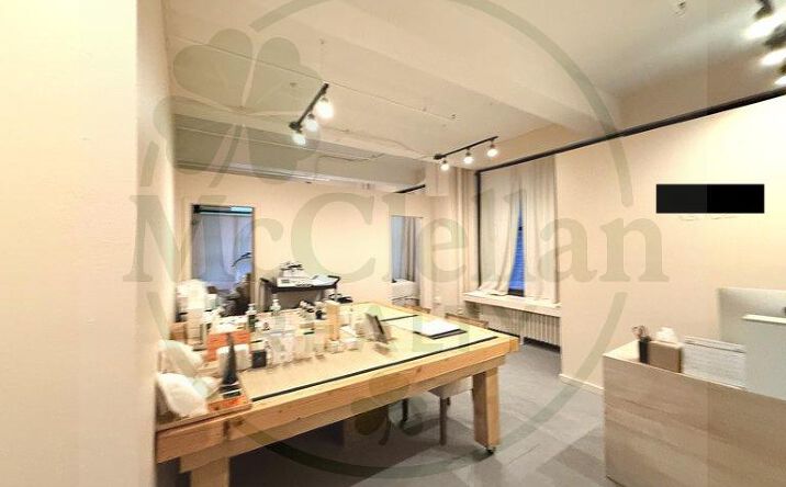 Pictures of Office property located at West 35th st, New York, NY 10001 for lease - image #1