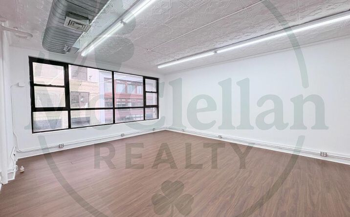 Pictures of Retail, Office property located at West 36th, New York, NY 10018 for lease - image #1