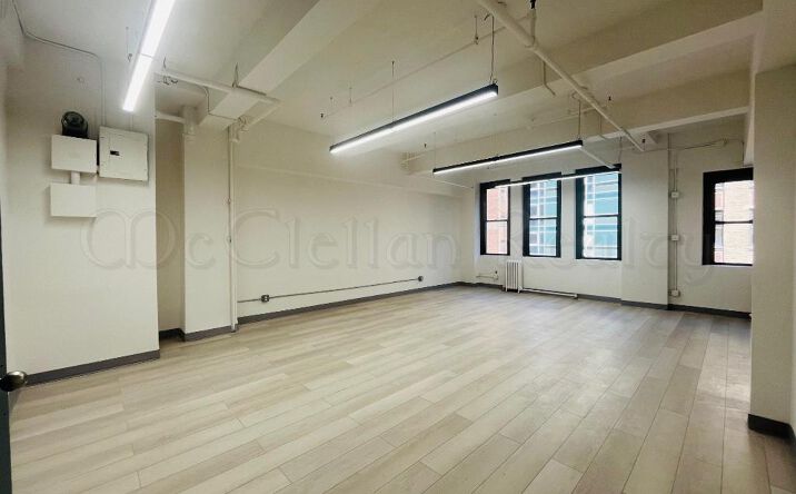 Pictures of Office property located at West 35th Street, New York, NY 10001 for lease - image #1