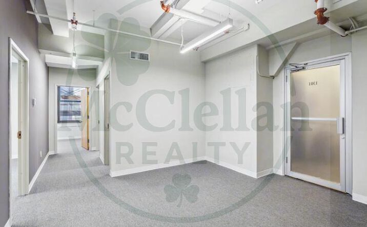 Pictures of Office property located at Madison Ave, New York, NY 10017 for lease - image #1