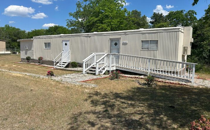 Pictures of Retail property located at 561 Airport Rd, Rockingham, NC 28379 for lease - image #1