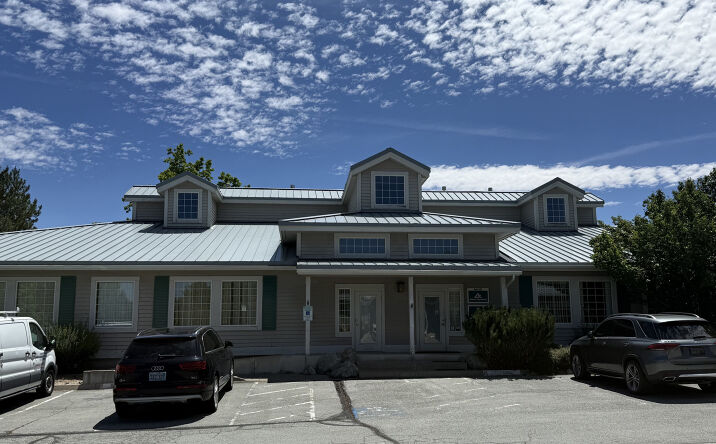 Pictures of Retail property located at 970 Caughlin Crossing, Reno, NV 89519 for lease - image #1