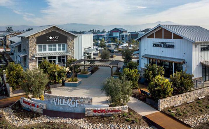 Pictures of Retail, Restaurant property located at Tustin Ranch Road & Edinger Avenue, Tustin, CA 92782 for lease - image #1