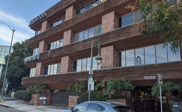 Pictures of Office property located at 11030 Santa Monica Boulevard, Los Angeles, CA 90025 for lease - image #1