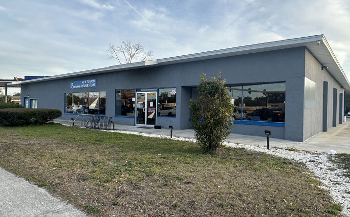 Pictures of Retail property located at 463146 SR 200, Yulee, FL 32097 for lease - image #1