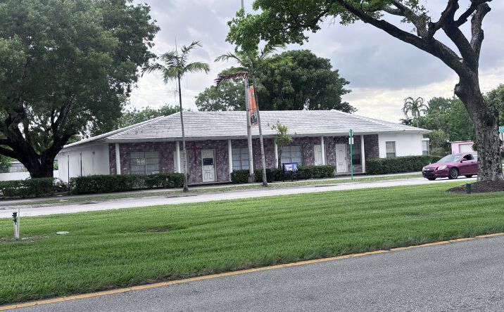 Pictures of Retail, Office property located at 17280 Northeast 19th Avenue, North Miami Beach, FL 33162 for lease - image #1
