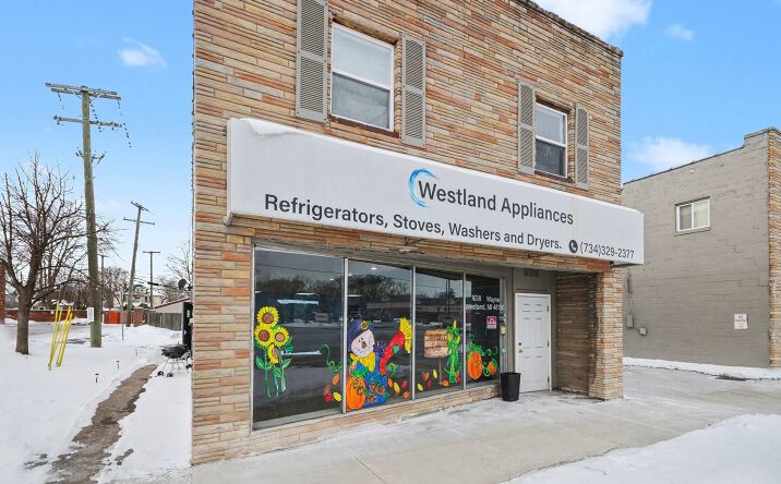 Pictures of Retail, Office, Restaurant property located at 1638 South Wayne Road, Westland, MI 48186 for lease - image #1