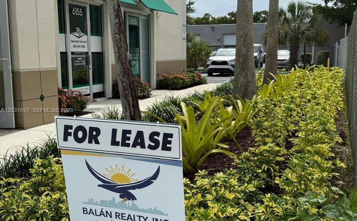 Pictures of Office property located at 6155 E Miami Lakes Dr E # 17A, Miami Lakes, FL 33014 for lease - image #1