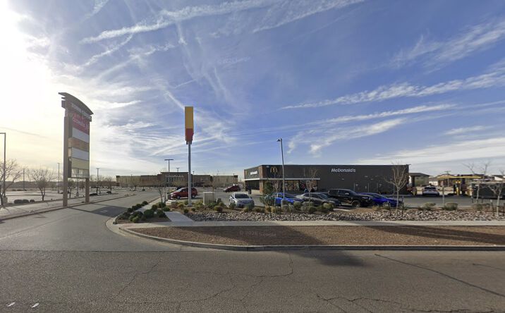 Pictures of Land property located at 12726 MONTANA AVE, EL PASO, TX 79938-9622 for lease - image #1