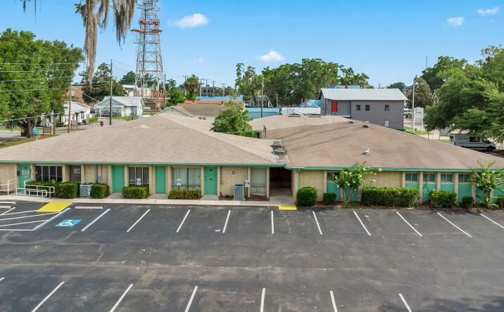 Pictures of Retail, Office property located at 260 South Marion Avenue, Lake City, FL 32025 for lease - image #1