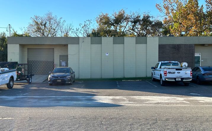 Pictures of Industrial property located at 2624 Phyllis St, Jacksonville, FL 32204 for lease - image #1