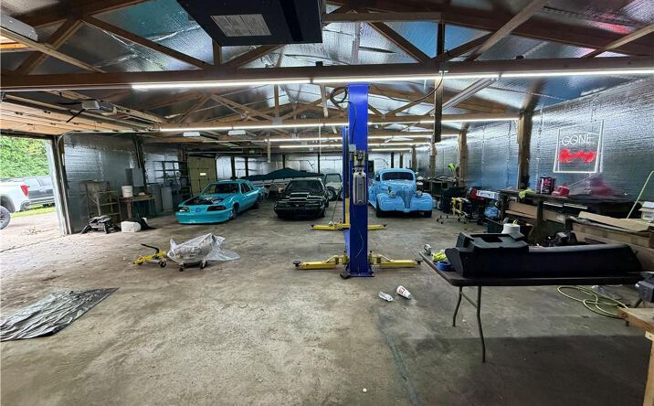 Pictures of Industrial, Retail, Special Purpose property located at 2430 N 119th Street, Kansas City, KS 66109 for lease - image #1