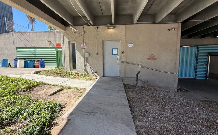 Pictures of Office property located at 417 N Mesquite St, Corpus Christi, TX 78401 for lease - image #1