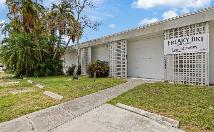 Pictures of Industrial property located at 1944 CALUMET ST, CLEARWATER, FL 33765-1129 for lease - image #1