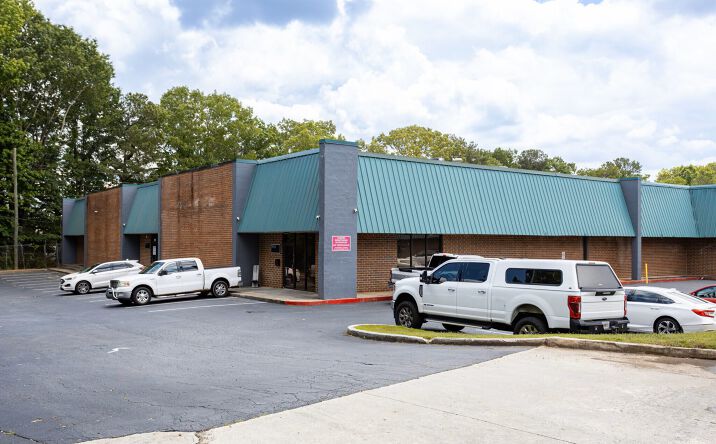 Pictures of Industrial property located at 3922 Shirley Drive, Atlanta, GA 30336 for lease - image #1