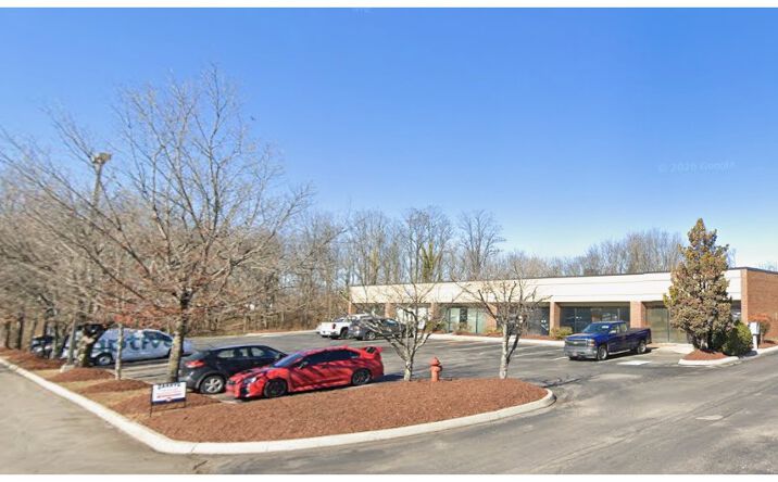 Pictures of Industrial property located at 205 Perimeter Park Road, Knoxville, TN 37922 for lease - image #1