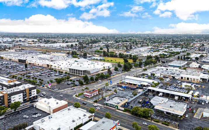 Pictures of Retail, Restaurant, Special Purpose property located at 1280 E HOLT AVE, POMONA, CA 91767 for lease - image #1