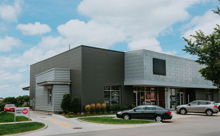 Pictures of Retail property located at 5025 LINDBERG ST, LINCOLN, NE 68516-6422 for lease - image #1
