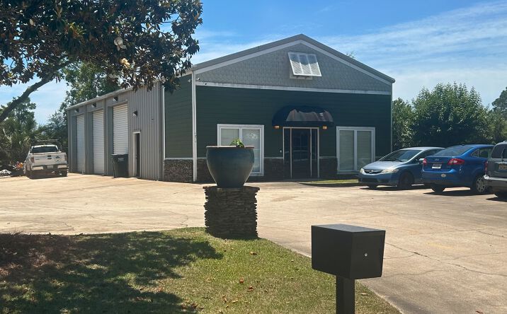 Pictures of Office, Industrial, Special Purpose property located at 171 Northshore Circle, Gulf Shores, AL 36542 for lease - image #1