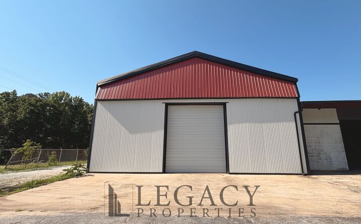 Pictures of Retail, Industrial property located at 487 Mauldin Mill Road, Seneca, SC 29678 for lease - image #1
