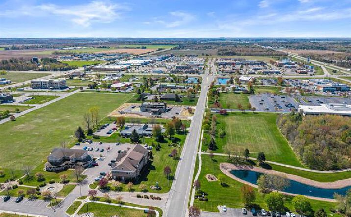 Pictures of Office property located at 3233B Business Park Drive, Stevens Point, WI 54482 for lease - image #1