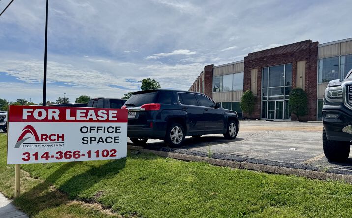 Pictures of Retail, Office, Special Purpose property located at 8460 Watson Road, St. Louis, MO 63119 for lease - image #1