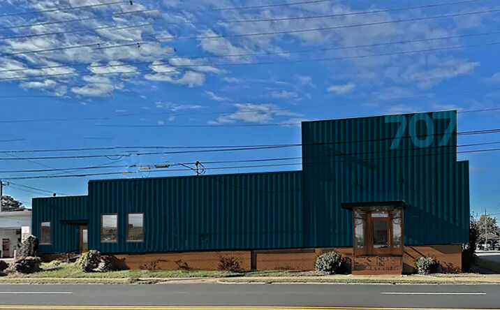 Pictures of Industrial property located at 707 East Webb Avenue, Burlington, NC 27215 for lease - image #1