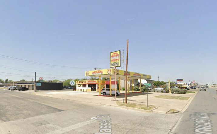 Pictures of Retail property located at 2828 Sherwood Way, San Angelo, TX 76901 for lease - image #1