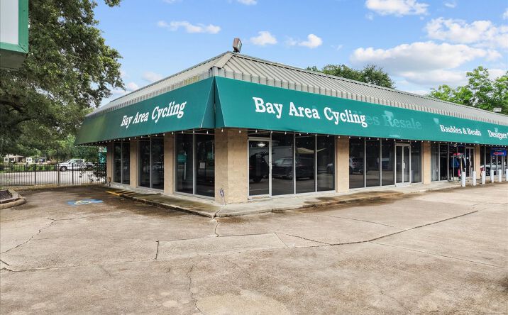 Pictures of Special Purpose, Retail, Office property located at 603 East Main Street, League City, TX 77573 for lease - image #1