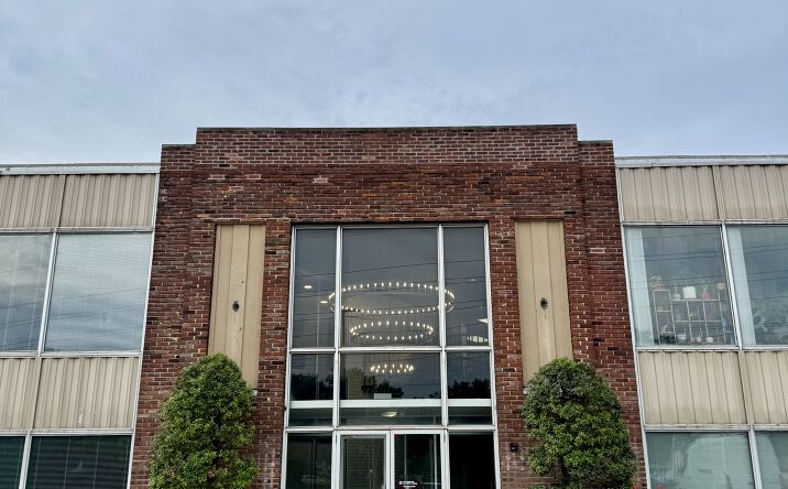 Pictures of Retail, Office, Special Purpose property located at 8460 Watson Road, St. Louis, MO 63119 for lease - image #1