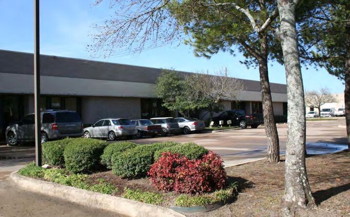 Pictures of Office, Industrial property located at 2201 Denton Dr, Austin, TX 78758 for lease - image #1