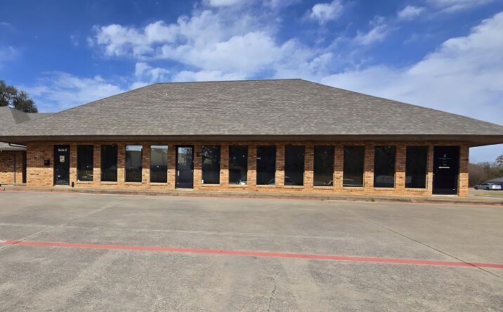 Pictures of Office property located at 1864 Norwood Drive, Hurst, TX 76054 for lease - image #1