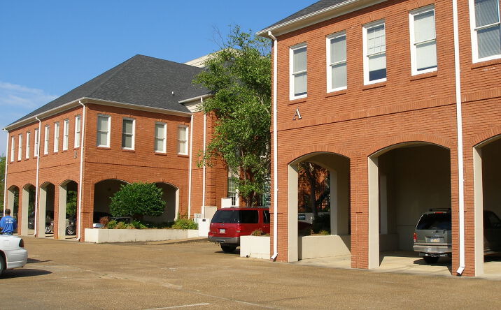Pictures of Office property located at 3900 Lakeland Dr, Flowood, MS 39232 for lease - image #1