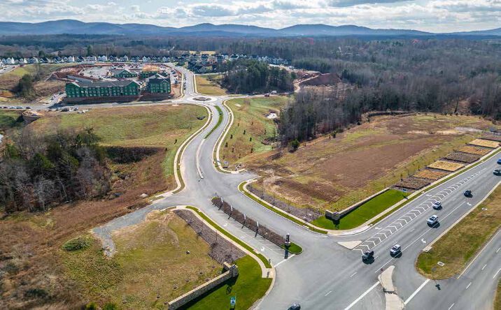 Pictures of Land property located at 3863 Seminole Trail, Charlottesville, VA 22911 for lease - image #1