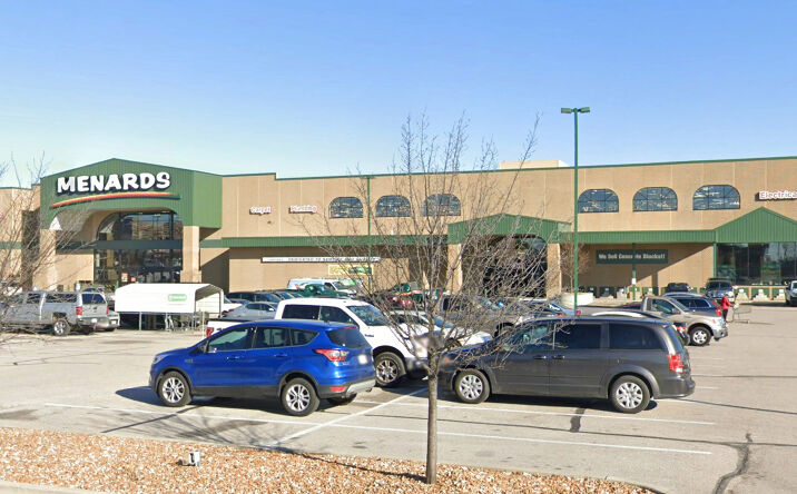 Pictures of Retail property located at 1600 S Hanley Rd, St. Louis, MO 63144 for lease - image #1