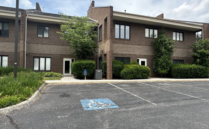 Pictures of Office property located at 200 PROFESSIONAL PARK DR SE, BLACKSBURG, VA 24060-6663 for lease - image #1