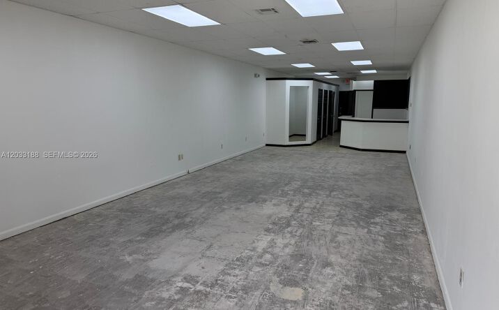 Pictures of Retail property located at 8618 NW 44th st, Sunrise, FL 33351 for lease - image #1