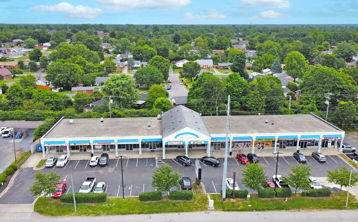 Pictures of Retail property located at 565 East New Circle Rd, Lexington, KY 40505 for lease - image #1