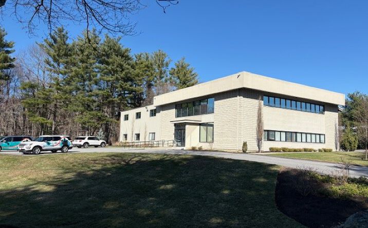 Pictures of Office, Industrial property located at 89 TPKE RD, IPSWICH, MA 01938-1084 for lease - image #1