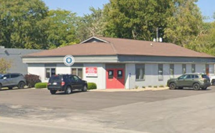 Pictures of Retail property located at 6902 GRATIOT RD, SAGINAW, MI 48609-6812 for lease - image #1