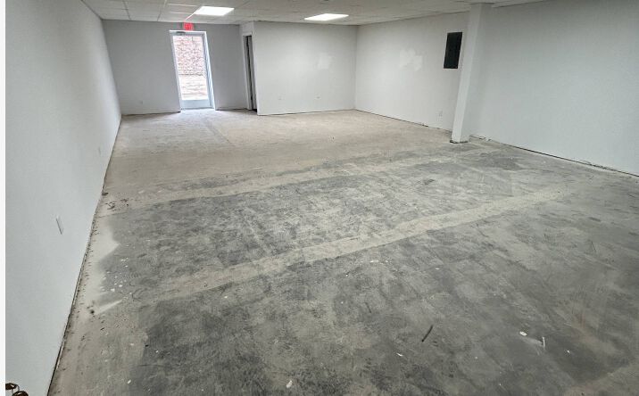 Pictures of Retail, Office, Special Purpose property located at 1222 Lafayette Avenue, Terre Haute, IN 47804 for lease - image #1