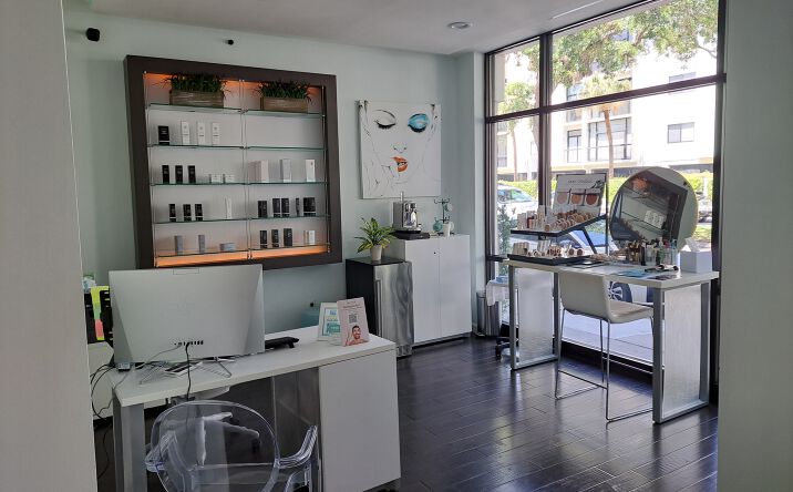 Pictures of Office property located at 330 West Morse Boulevard, Winter Park, FL 32789 for lease - image #1