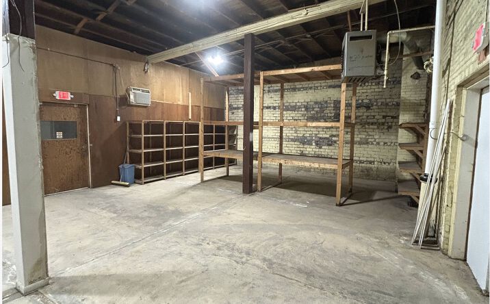 Pictures of Office, Industrial, Retail property located at 1222 Lafayette Avenue, Terre Haute, IN 47804 for lease - image #1