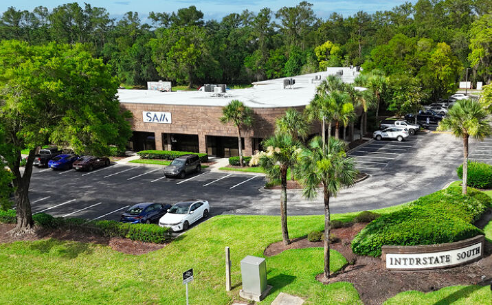 Pictures of Industrial property located at 9440-9456 Philips Highway, Jacksonville, FL 32256 for lease - image #1