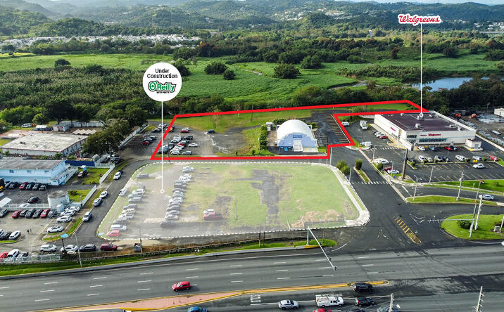 Pictures of Land property located at PR-3 Km 10.6, Carolina, PR 00986 for lease - image #1