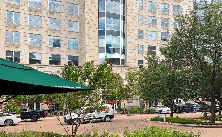 Pictures of Office property located at 100 Crescent Court, 7th Floor, Dallas, TX 75201 for lease - image #1