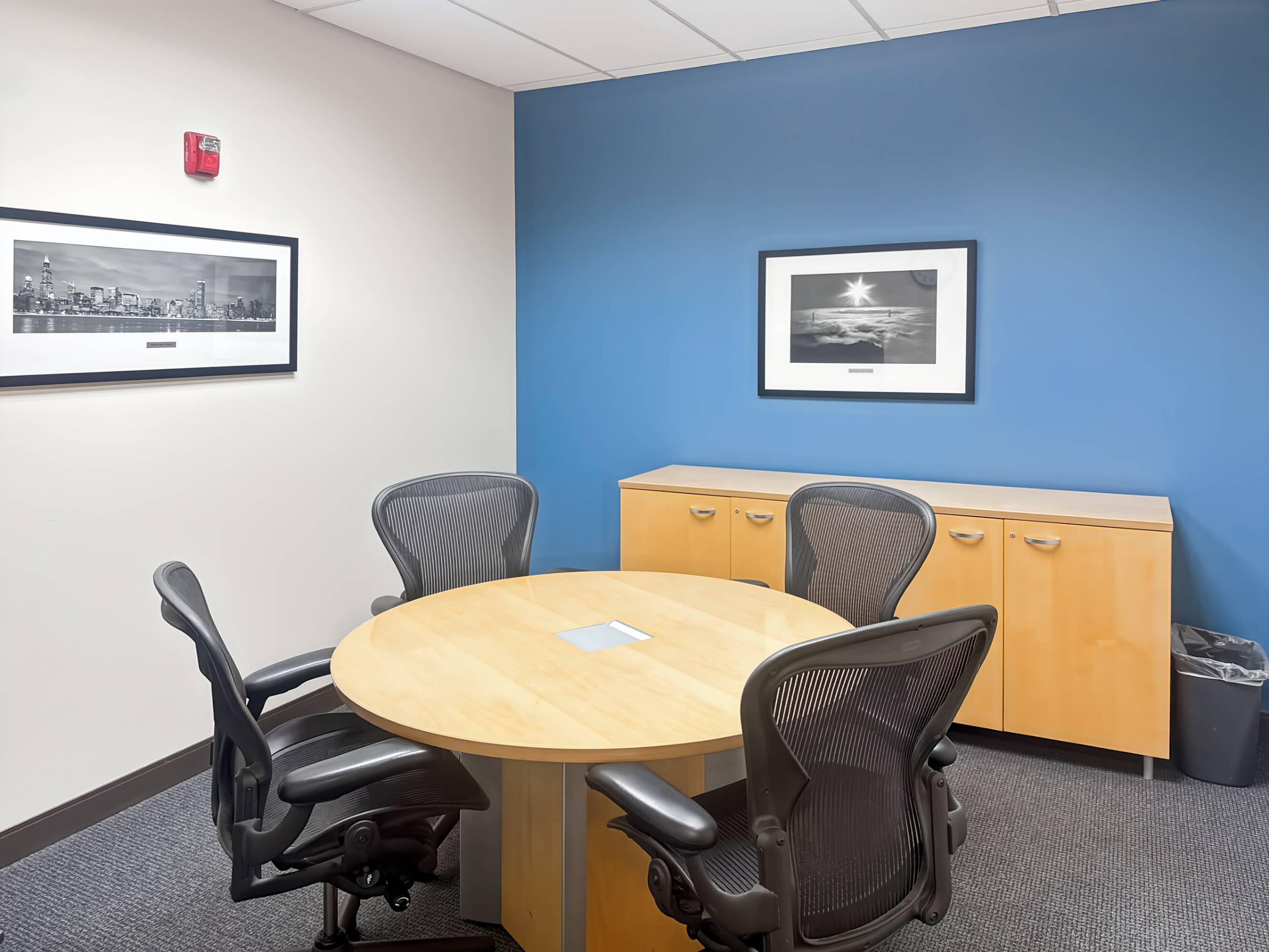 3618921