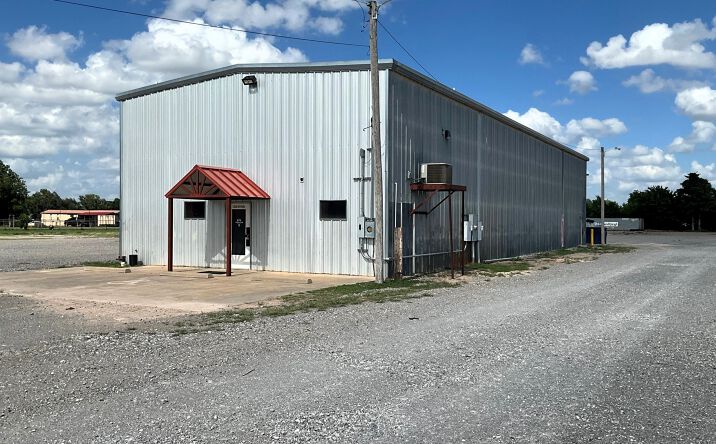 Pictures of Industrial property located at 1220 N 16th St, Chickasha, OK 73018 for lease - image #1